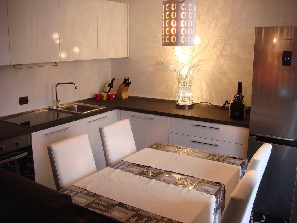 Appartement New Luxury Attic Santa Giulia Expo à Milan Chambre photo